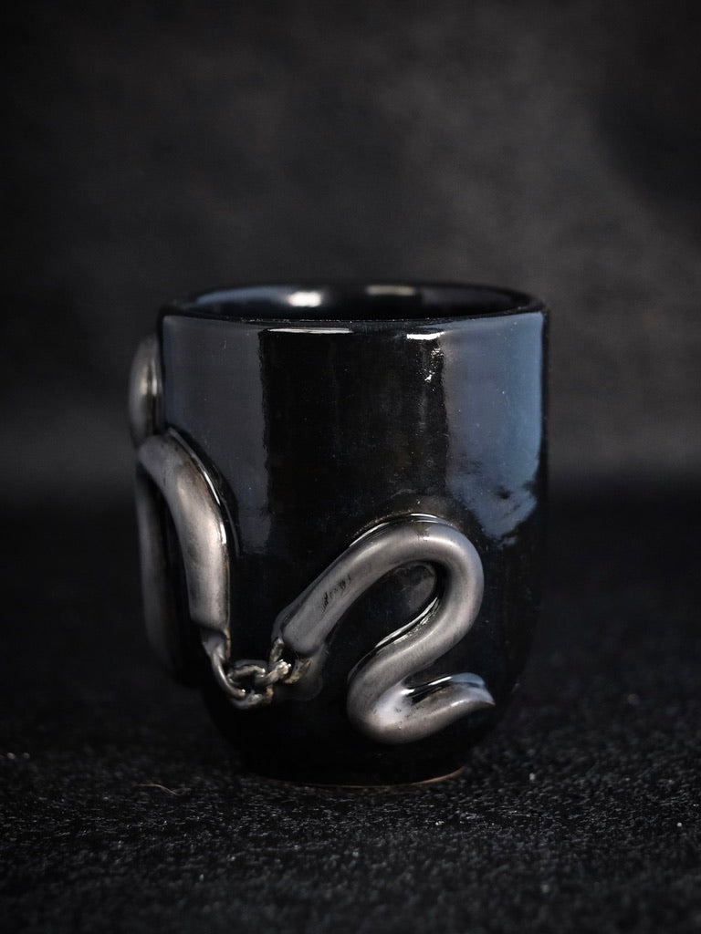 snake / chain cup 1