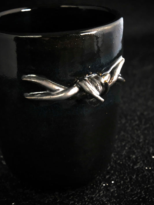 barbed wire cup